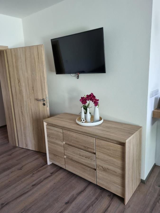 Novy Apartman V Arealu Wellness Hotelu Frymburk Εξωτερικό φωτογραφία
